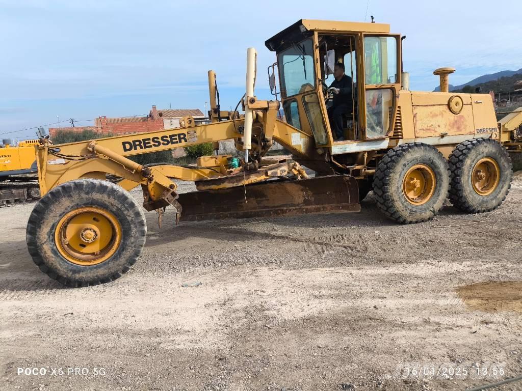 Dresser 830 Grejderi