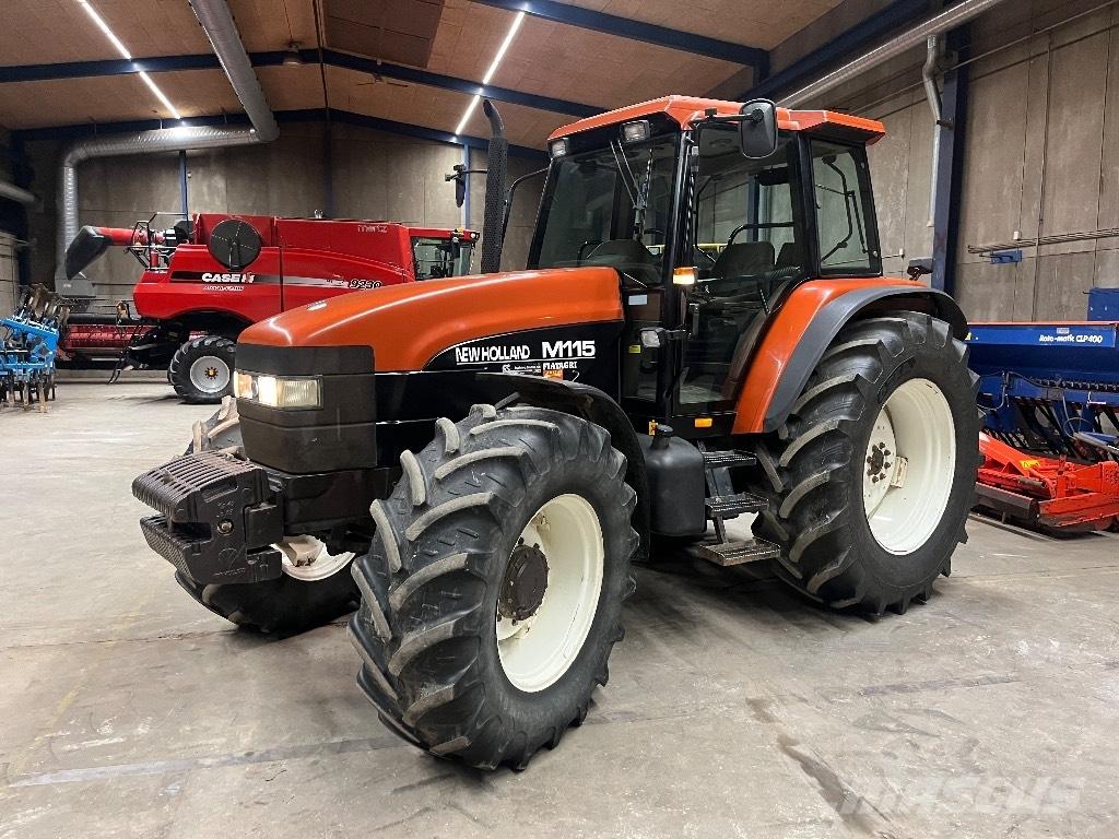 New Holland M 115 Traktori