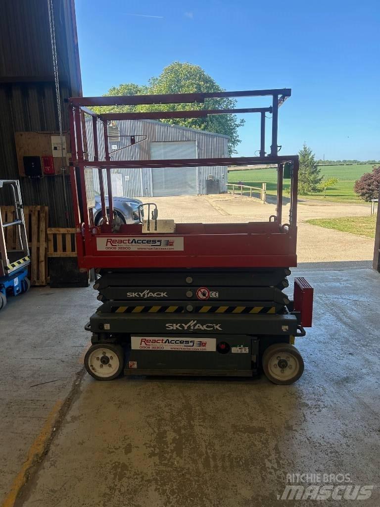 SkyJack SJ3219 Makazaste platforme