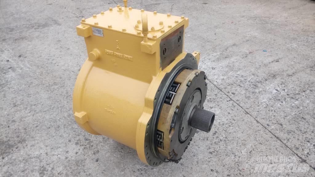 CAT 988 Transmisija