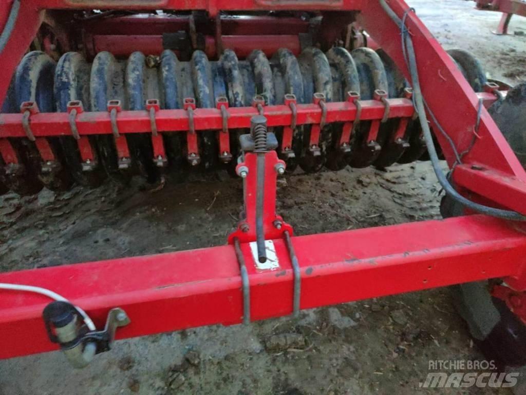 Horsch JOCKER 12 RT Tanjirače