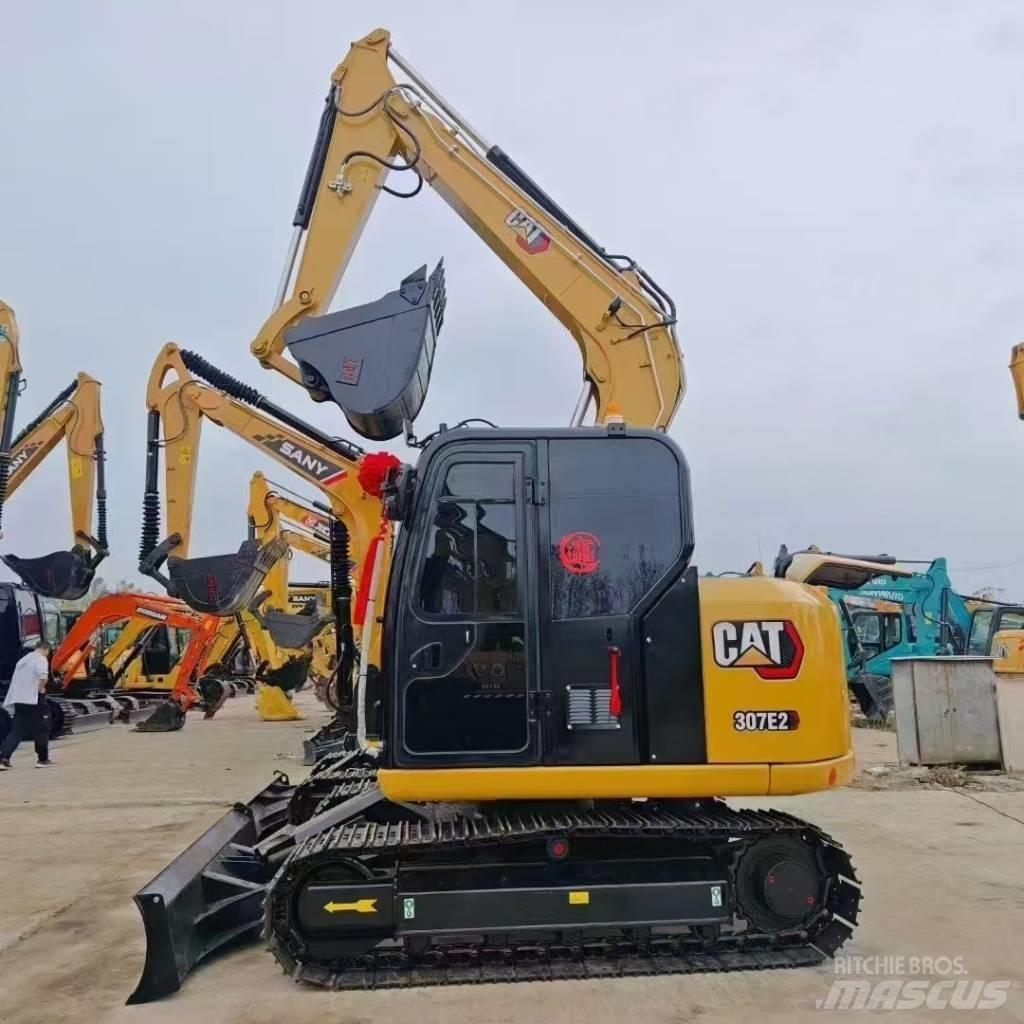 CAT 307E2 Bageri guseničari