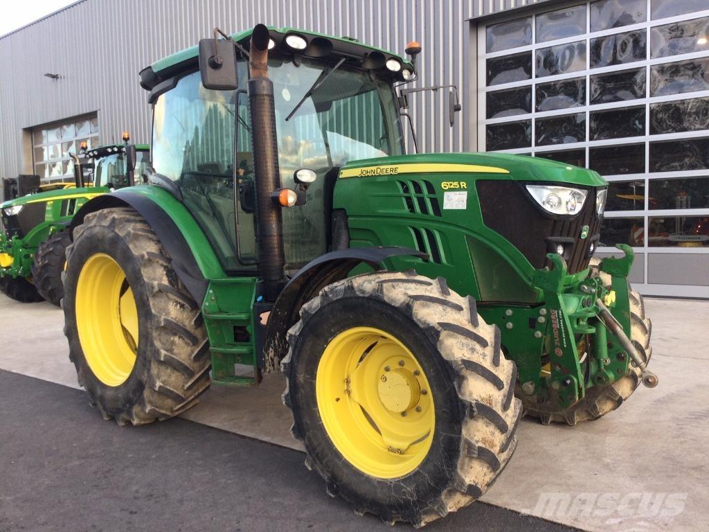 John Deere 6125R Traktori
