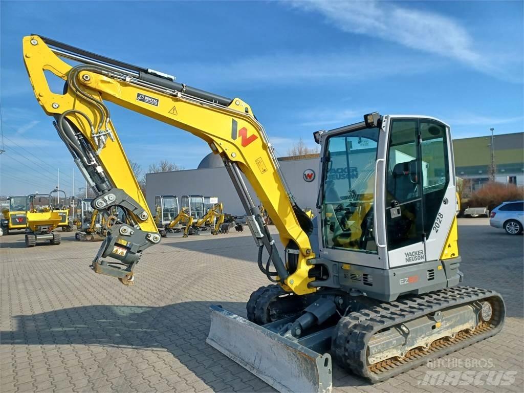 Wacker Neuson EZ50 Bageri guseničari