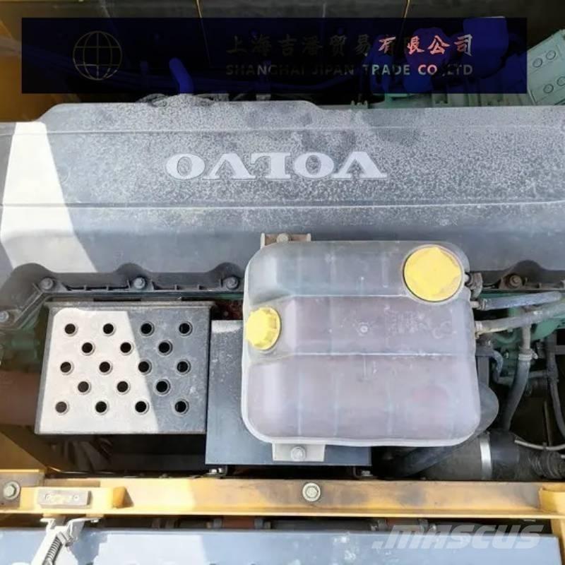 Volvo EC 380 D Bageri guseničari