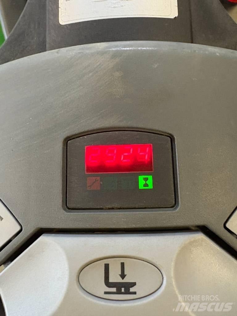 Cesab S316L Ručni električni viljuškar