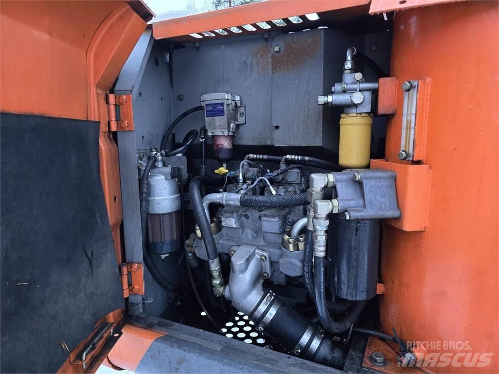 Hitachi ZX160LC3 Bageri guseničari