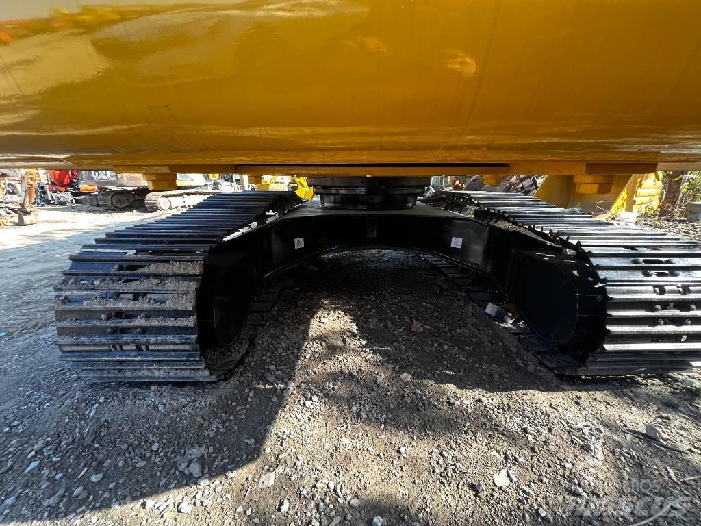 Komatsu PC 220 Bageri guseničari