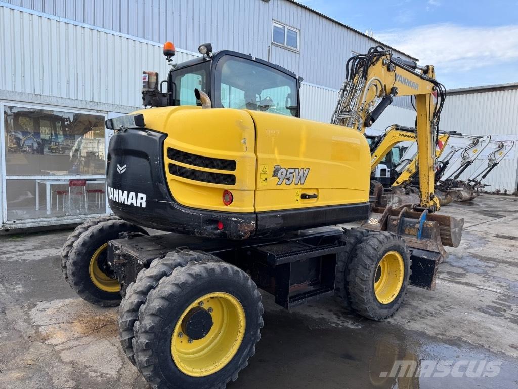Yanmar B95W (40576) Bageri točkaši