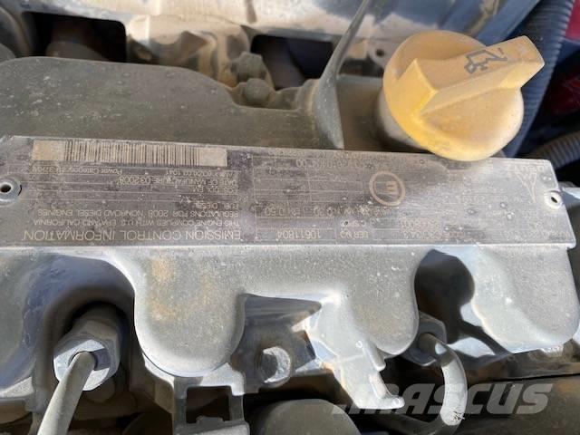 Dynapac CC 142 Valjci sa duplim bubnjem