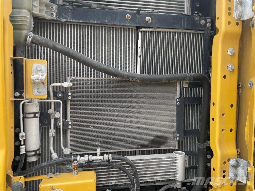 CAT 320 Bageri guseničari