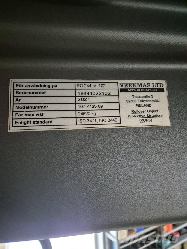 Veekmas FG 244 Grejderi