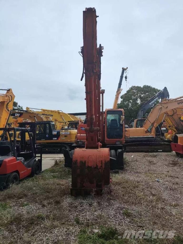 Doosan DH 210 W-7 Bageri točkaši