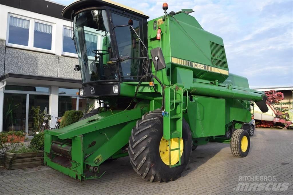 John Deere 1065 Kombajni