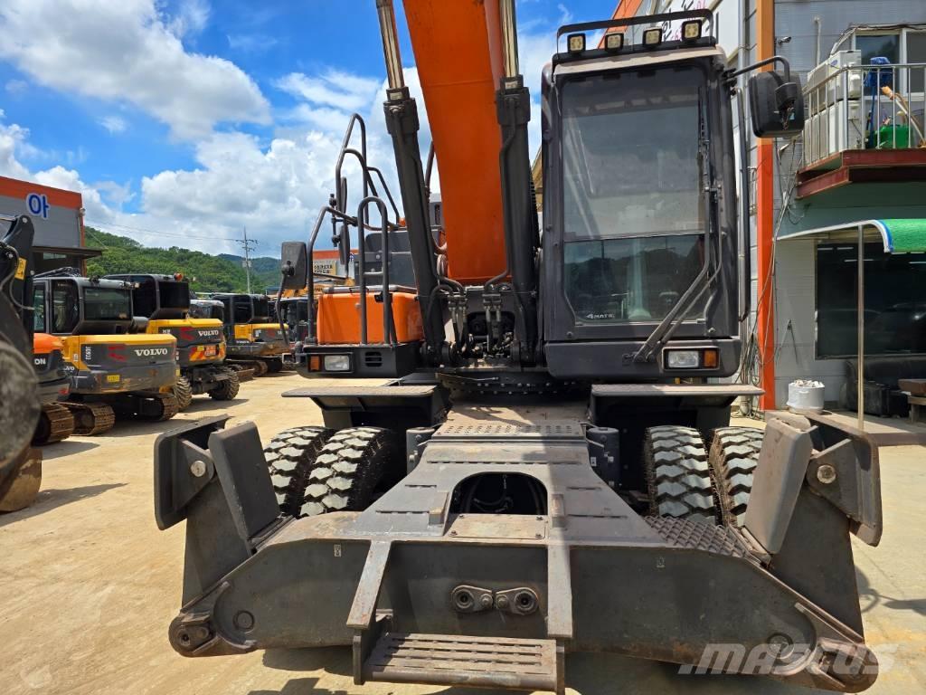 Doosan DX220W-7 Bageri točkaši
