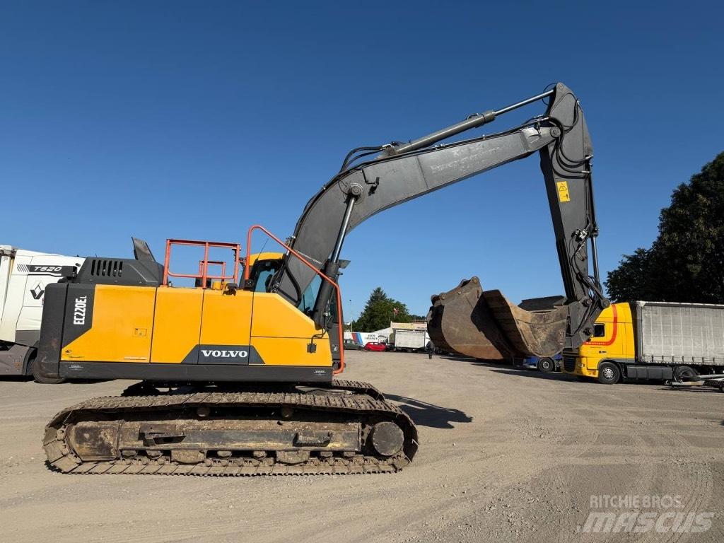 Volvo EC220 EL Bageri guseničari