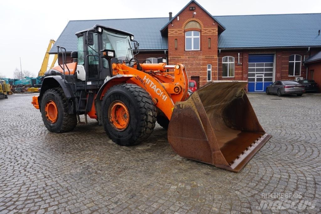 Hitachi ZW 220-5 B Utovarivači na točkove
