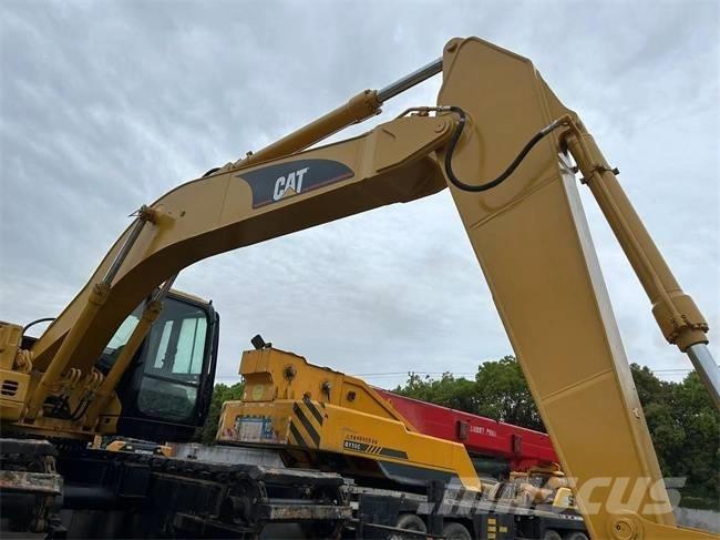 CAT 320 C Polovni amfibijski bageri
