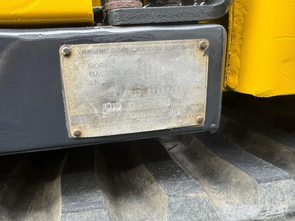 Yanmar C 30 R-2 Damperi na gusenice