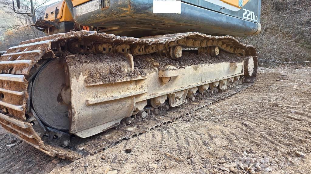 Hyundai Robex 220 LC Bageri guseničari