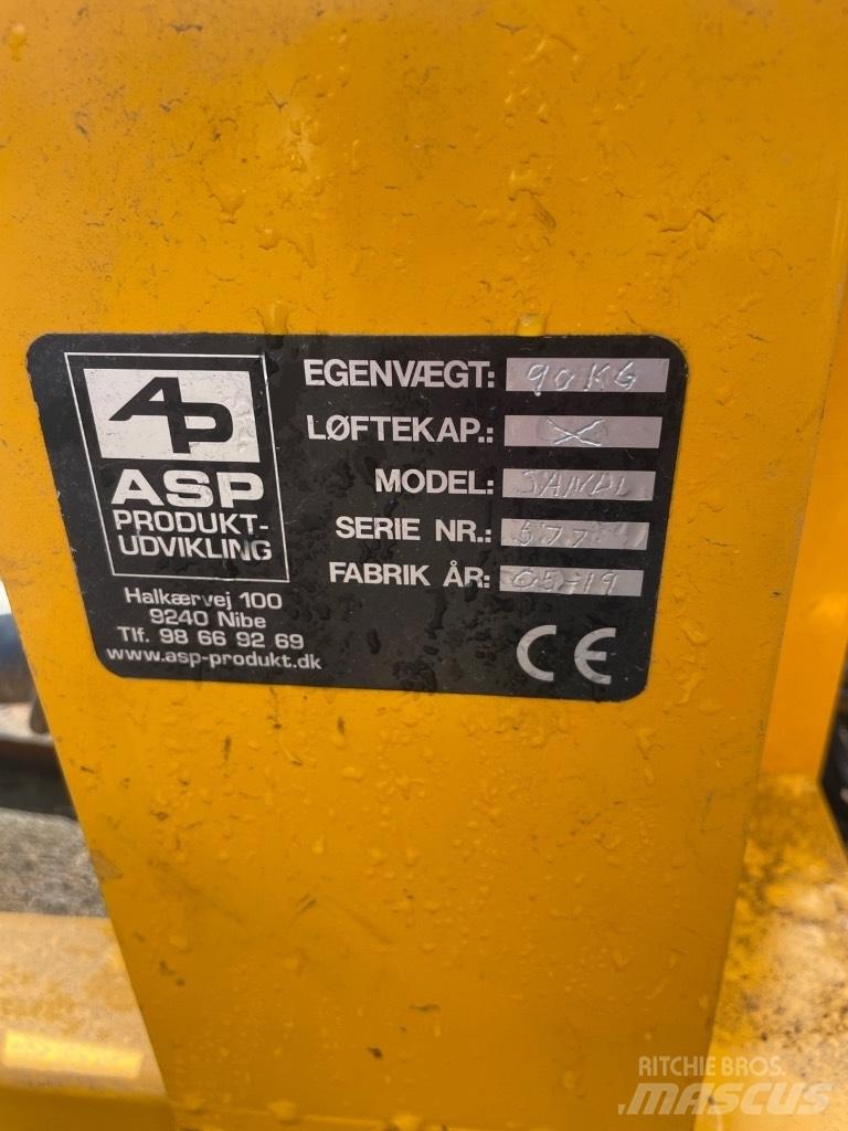  Andet Afretter Ostale komponente za građevinarstvo