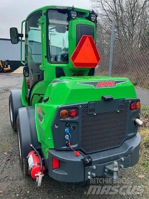 Avant 860 i Skid steer mini utovarivači