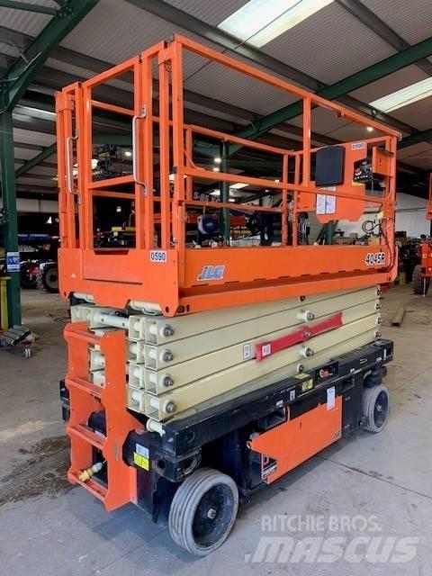 JLG 4045R Makazaste platforme