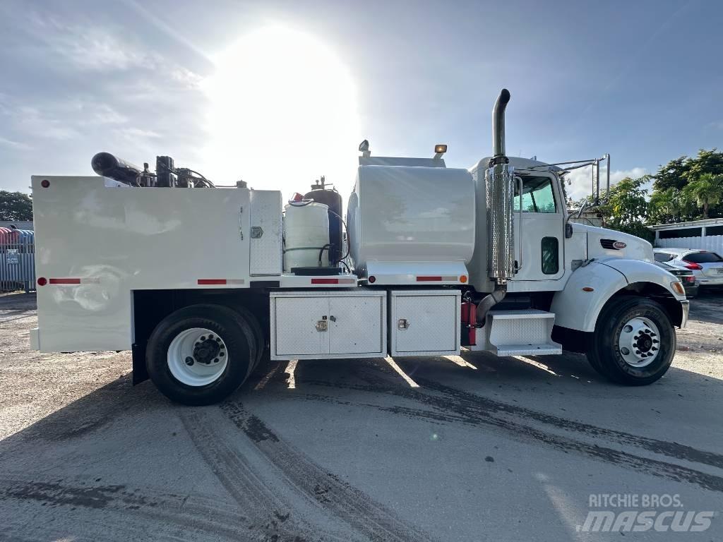Peterbilt 335 Kamioni cisterne