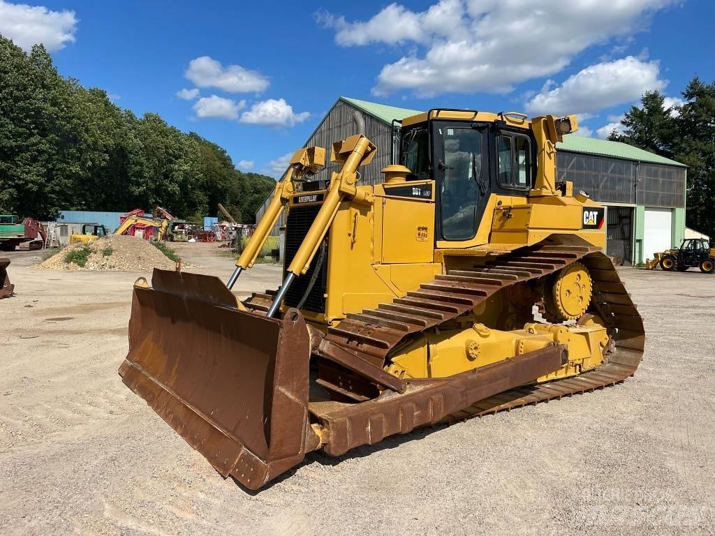 CAT D 6 T LGP Buldožeri guseničari