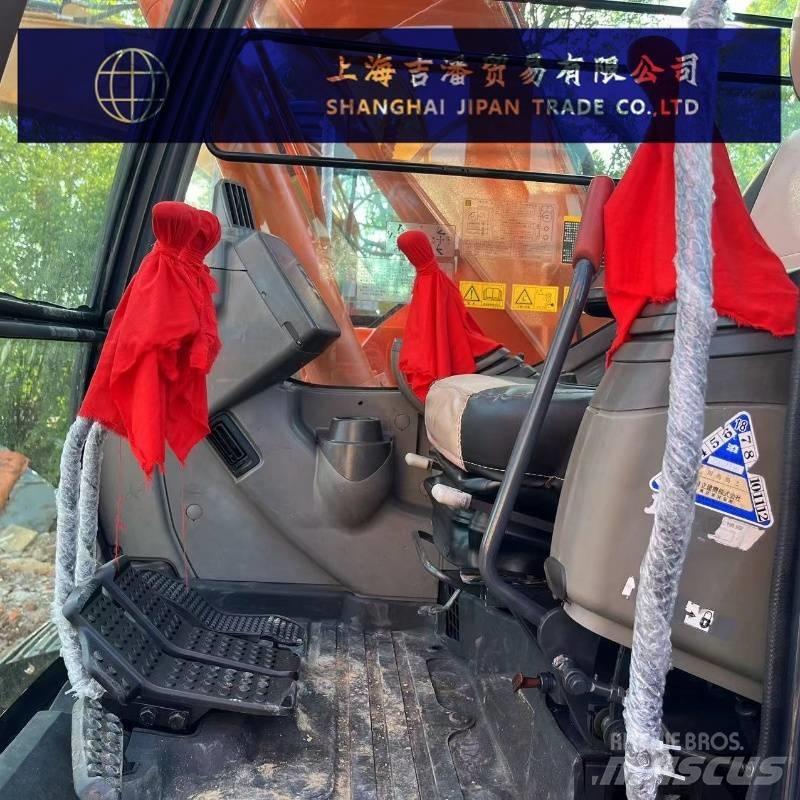 Hitachi ZX 135 Midi bageri 7t – 12t