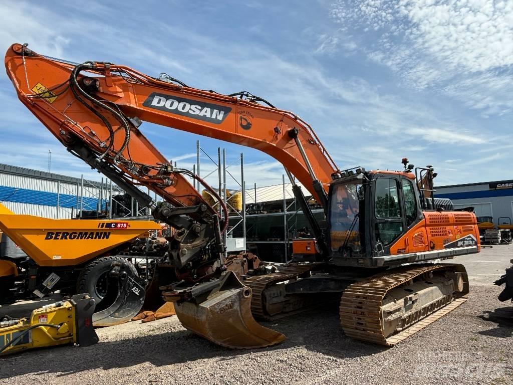 Doosan DX 300 LC-7 Bageri guseničari
