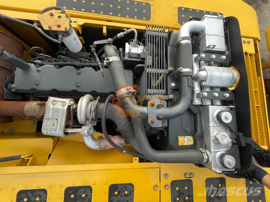 Komatsu PC 240-8 Bageri guseničari