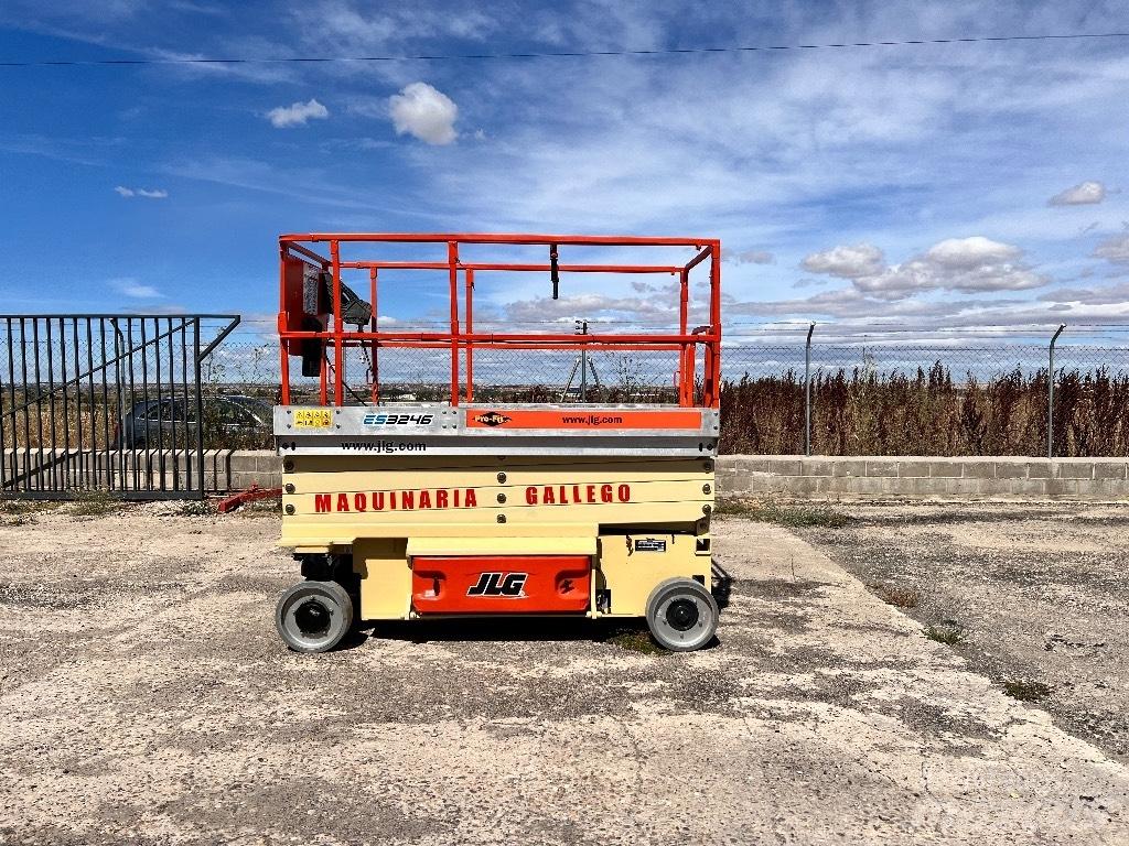 JLG 3246 ES Makazaste platforme