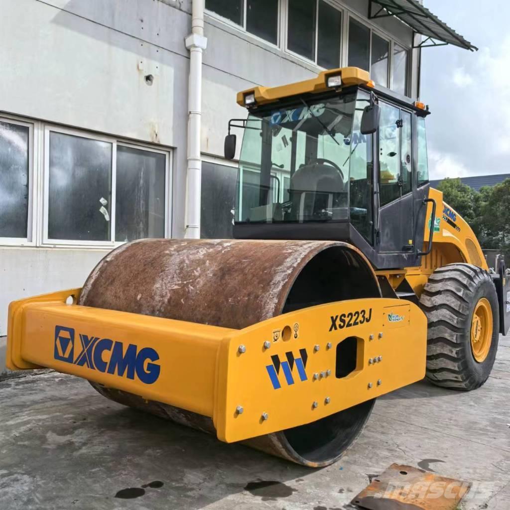 XCMG XS 223 J Valjci sa jednim bubnjem