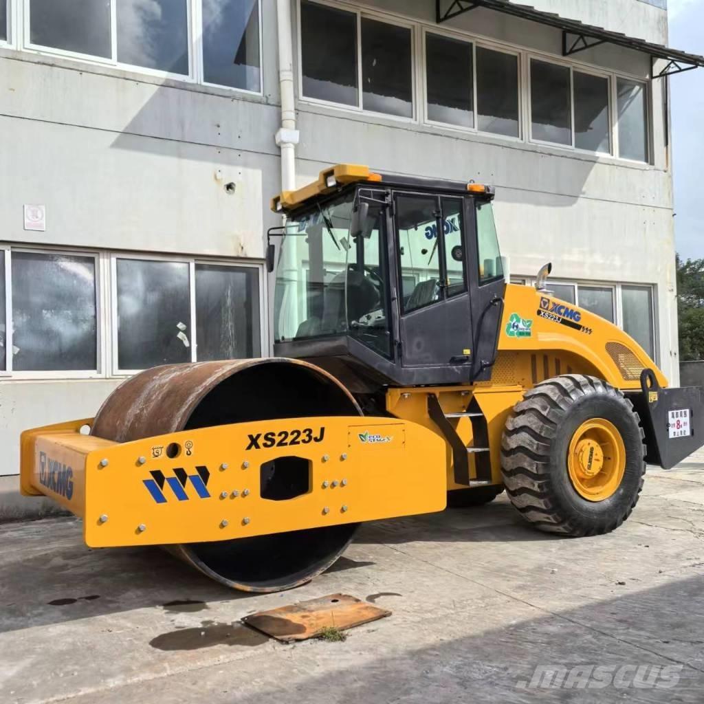 XCMG XS 223 J Valjci sa jednim bubnjem
