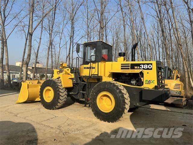 Komatsu WA380 Utovarivači na točkove