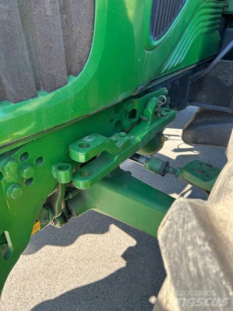 John Deere 7530 Traktori