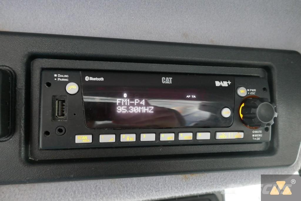 CAT 972M Utovarivači na točkove