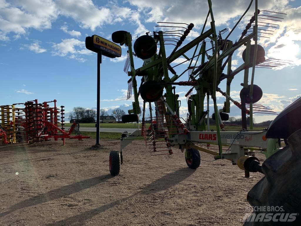 CLAAS 880 L Okretači i sakupljači sena