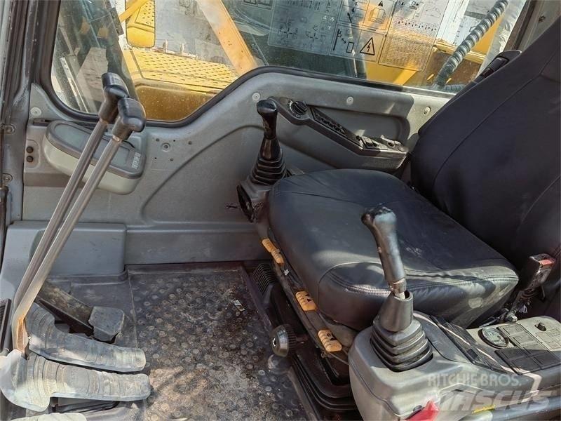 Volvo EC210B Bageri guseničari