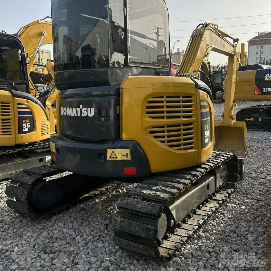 Komatsu 50-2 Bageri guseničari