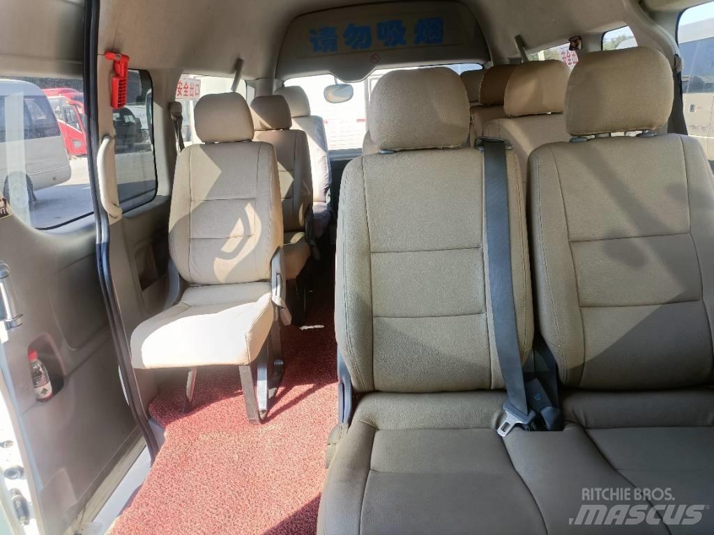 Toyota Hiace Međugradski autobusi