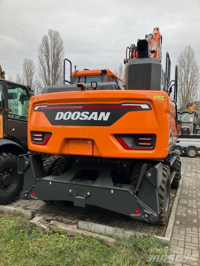 Doosan DX 170 W-7 Bageri točkaši