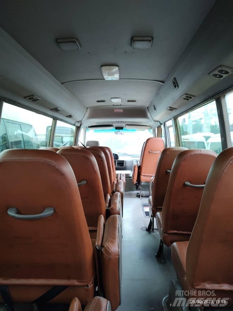 Toyota Coaster Bus Mini autobusi