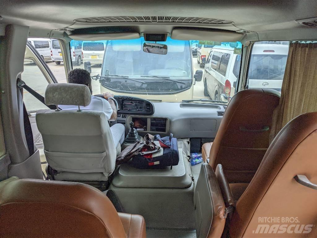 Toyota Coaster Bus Mini autobusi