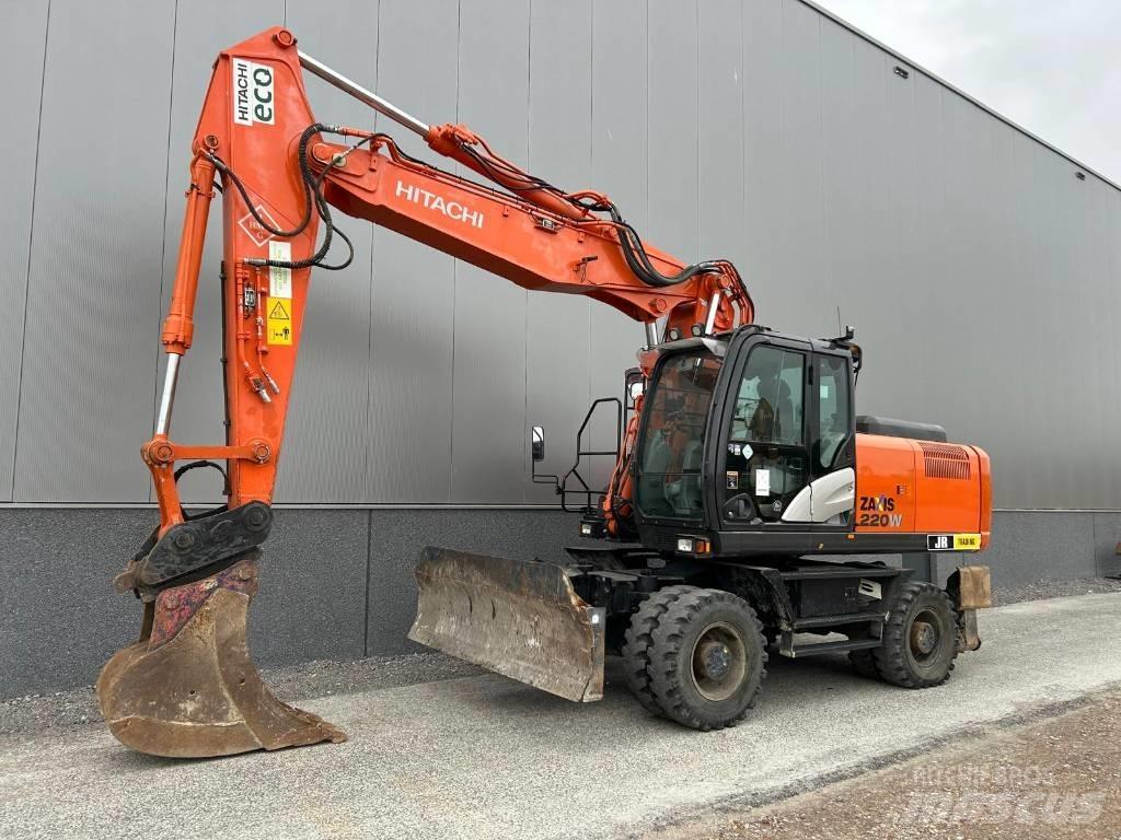 Hitachi ZX220W-5B Bageri točkaši