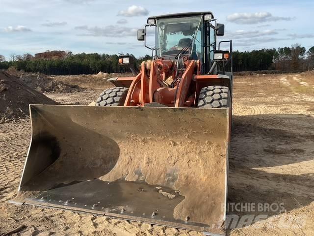 Hitachi ZW 220 Utovarivači na točkove