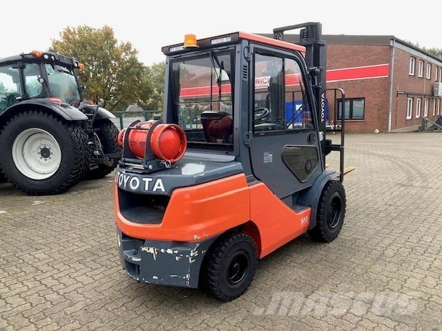 Toyota 02-8FGJF35 Ostale poljoprivredne mašine