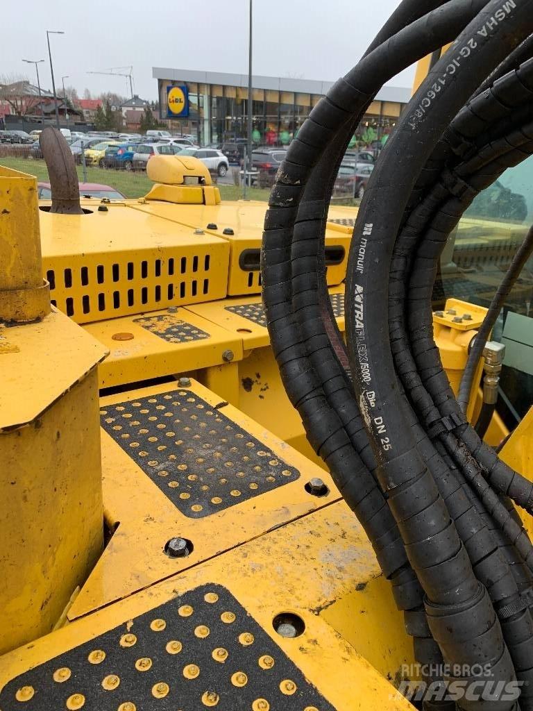 Komatsu PC 138 US-10 Bageri guseničari