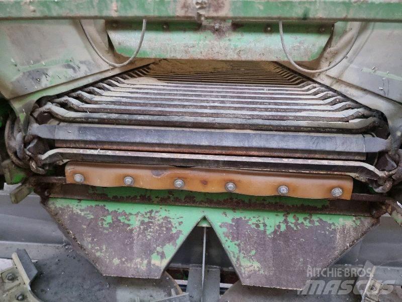  GÜSTROWER D056 Rasturači mineralnog đubriva